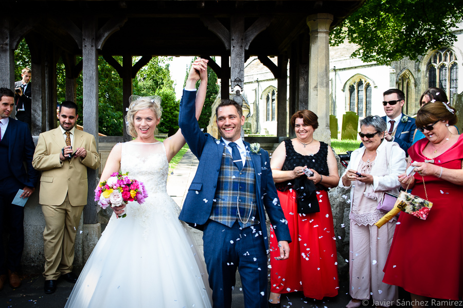 York wedding photographer, confetti